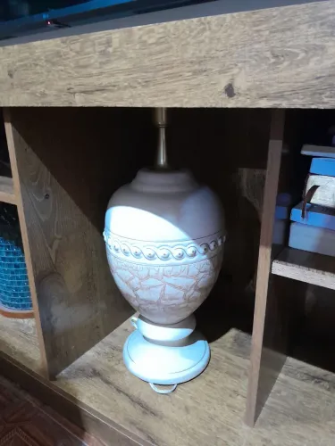 Vendo um abajur usado tem que comprar uma lâmpada