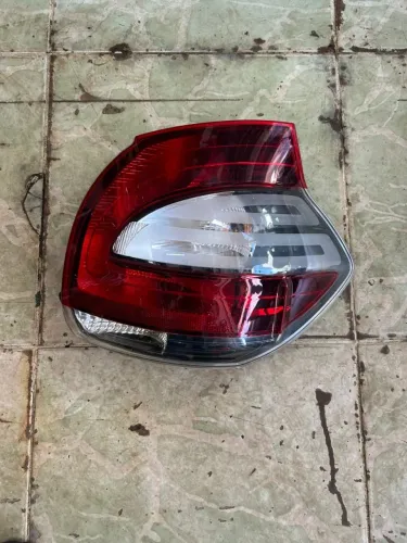 lanterna mobi 2018 direita usada original 