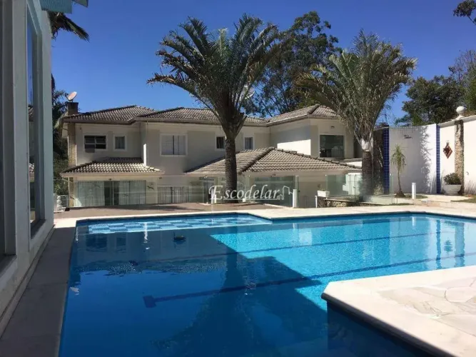 Casa com 3 dormitórios à venda, 450 m² por R$ 2.600.000,00 - Suíça da Cantareira - Mairipo