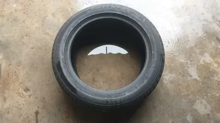 Pneu Bridgestone Potenza  Rft 225/50/r17