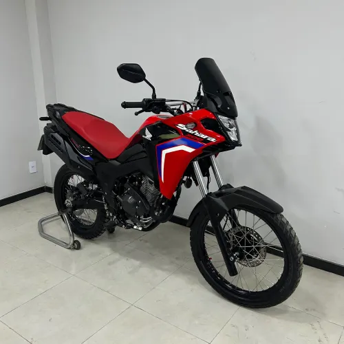 HONDA SAHARA 300 RALLY 2026 ÚNICO DONO