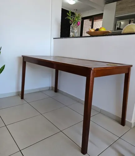 Mesa de Madeira Tok&Stok 6 lugares