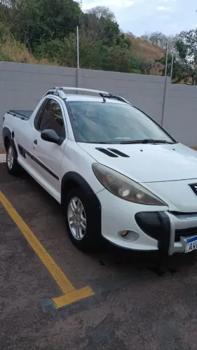 Peugeot Hoggar Escapade 1.6 Flex 16V 2P 2012