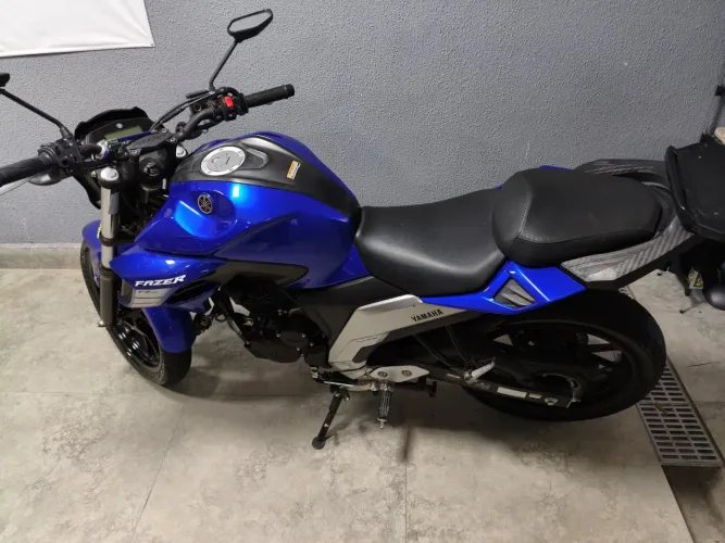 Fazer 250 muito nova