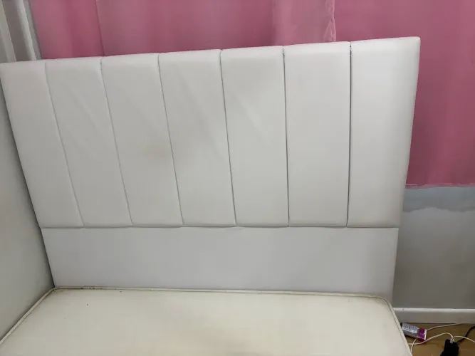 Cabeceira de casal em corino