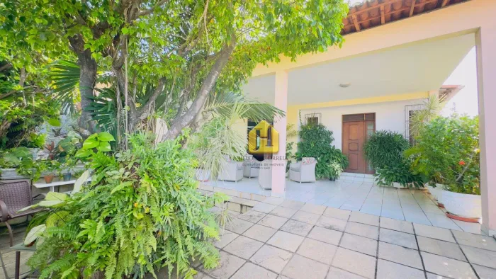 CASA TÉRREA EM LAGOA NOVA