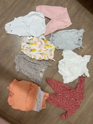 Kit bebê menina brechó
