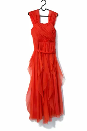 Vestido de festa cor laranja em Tule - Elegante e Sofisticado
