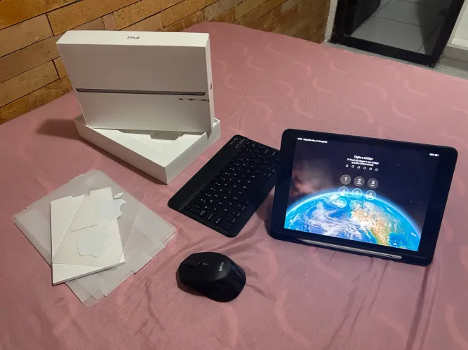 Vendo IPad 9 geração 10,2 polegadas Wi-Fi 64GB