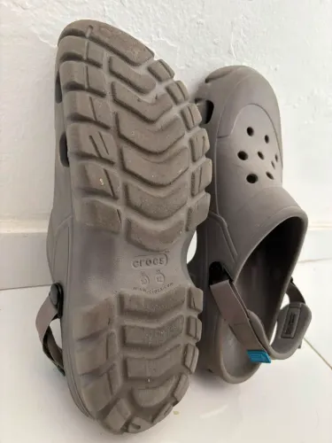 Crocs