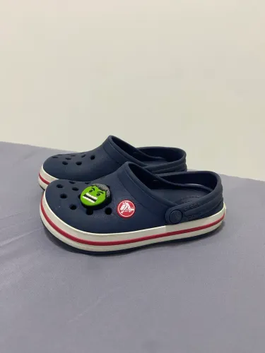 Crocs C10