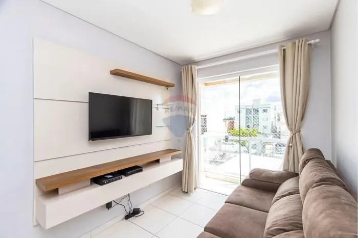 Apartamento Mobiliado à Venda no Parque da Fonte São José dos Pinhais | 2 Quartos, Sacada
