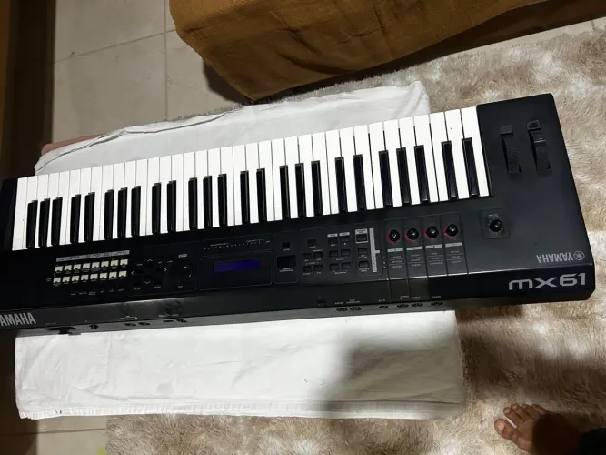 Teclado mx61 Yamaha