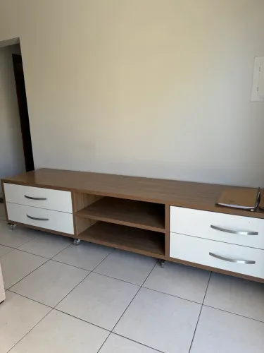 Rack com 4 gavetões