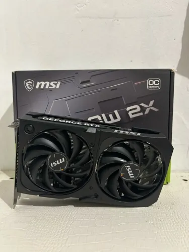 RTX 5060 8GB GDDR7, NOVA! APENAS 1 mês e meio de comprada!