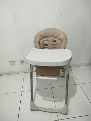 Cadeira alimentação bebê