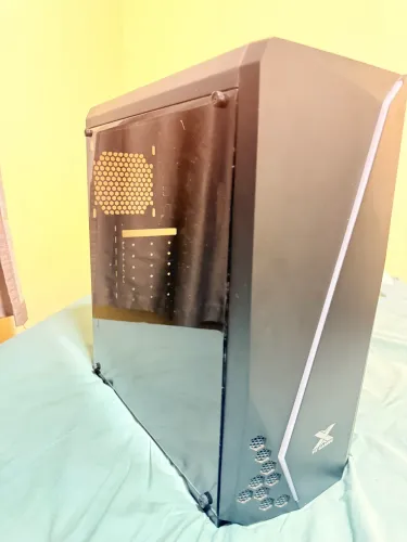 PC GAMER USADO EM ÓTIMO ESTADO