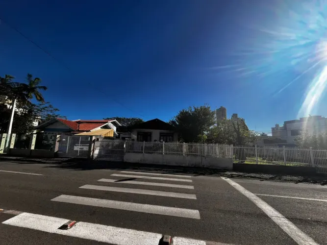 TERRENO NO CENTRO DA CIDADE