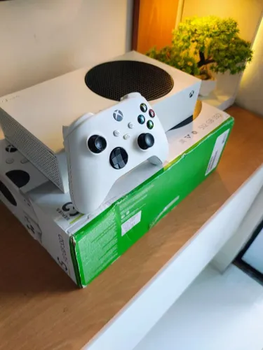 Xbox Séries S Com Garantia - Vendo Troco 