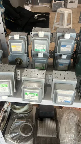 Magnetrons de microondas