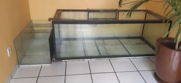 Aquário 180Cx63Ax80L + Sump 100CX40AX45L 