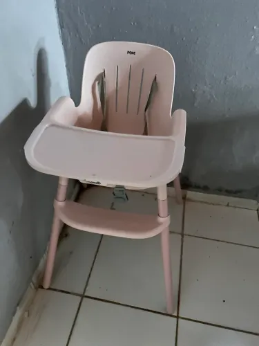 Cadeirinha de alimentação 