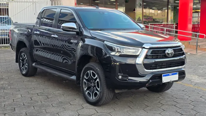 Toyota Hilux CD SRX 4X4 2.8 TDI 16V Diesel Aut. 2021