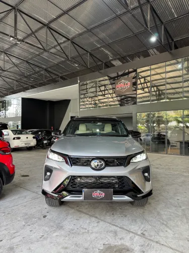 Toyota Hilux SW4 Diamond 2.8 TB 4X4 Die. Aut. 2022