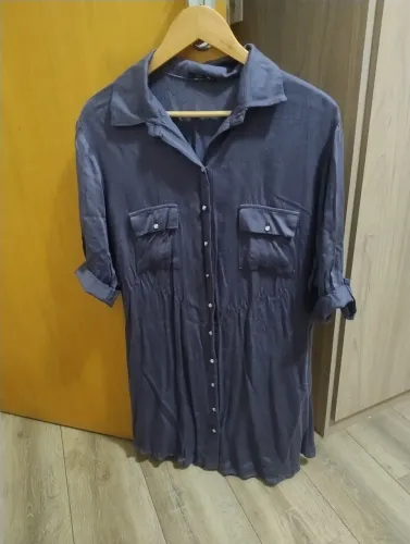 Chemise cinza chumbo,Tam. M/G.