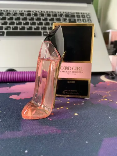 miniatura perfume good girl carolina herrera blush