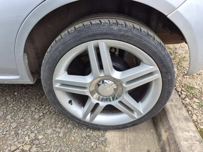 Jogo de rodas Scorro s128, aro 17, 4x108 + Pneus 205/40R17 84W XL