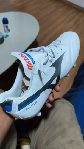 Chuteira Mizuno e Adidas 41