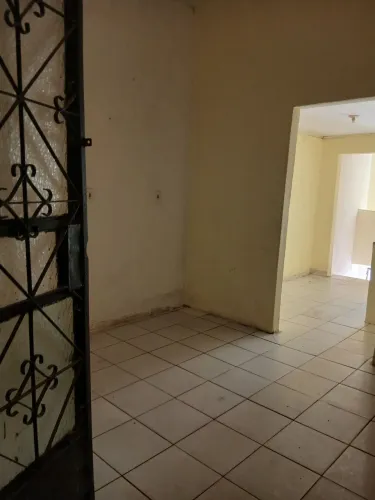 ALUGO CASA