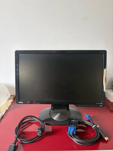 Monitor BenQ G925HDA Usado + Adaptador DisplayPort