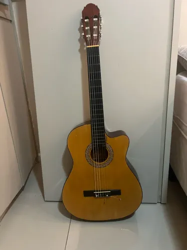 Vendo violão Phantom
