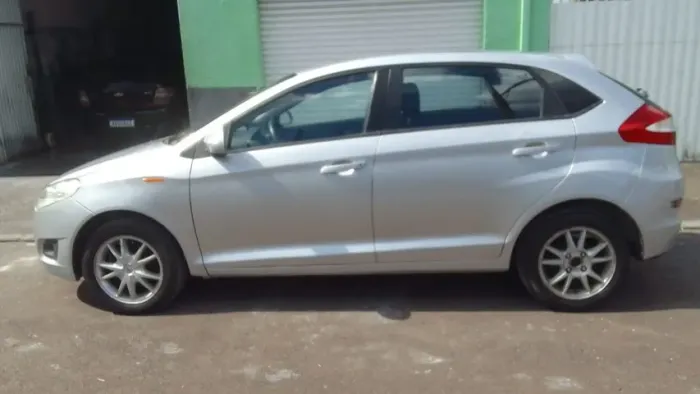 Chery Celer Hatch 1.5 16V Flex 5P 2015