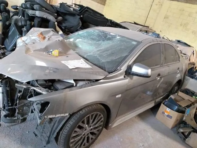 Sucata Mitsubishi Lancer 2015 2.0 Manual