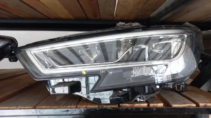 Farol Audi A3 Rs3 Le 2017/2020 Original