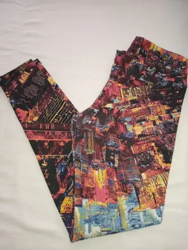 Calças legs estampadas 