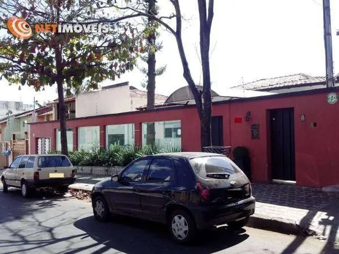 Casa Comercial para Alugar próxima à Avenida Antônio Carlos