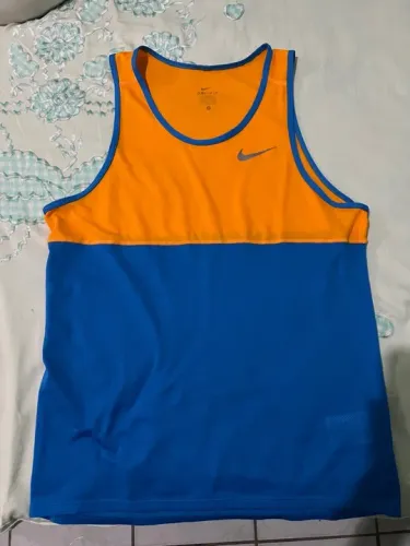 Camisa regata Nike M