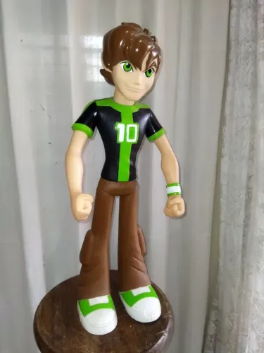 Boneco Ben 10 - 54cm