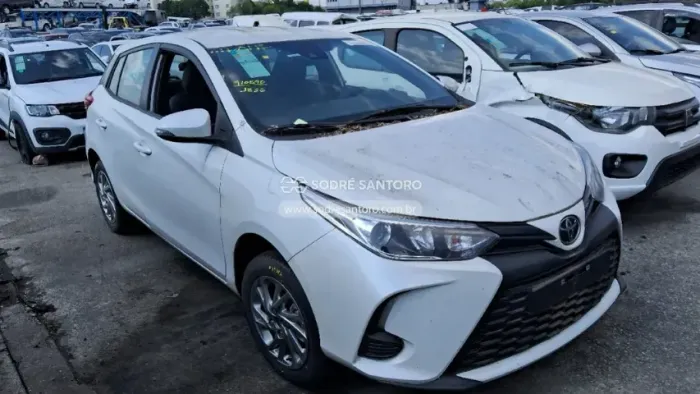 SUCATA TOYOTA YARIS 2024
