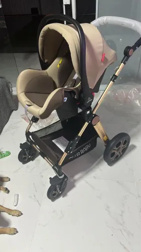Carrinho com Moisés várias posições + bebê conforto
