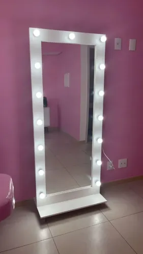 Espelho camarim MDF Com base e rodinhas