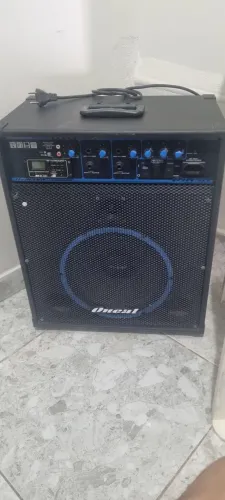Caixa oneal OCM390, Caixa amplificadora.