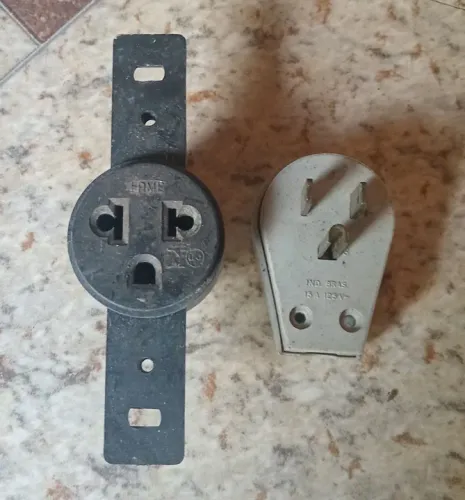 Tomada de Parede 15A 125V