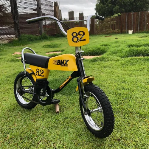Bicicleta Monark BMX 82