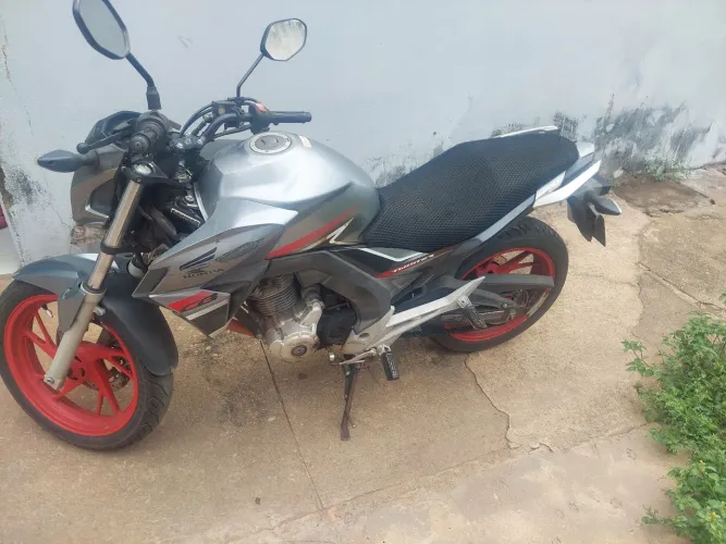 Vendo cb twister 250 2018