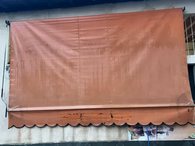 Toldo retrátil 